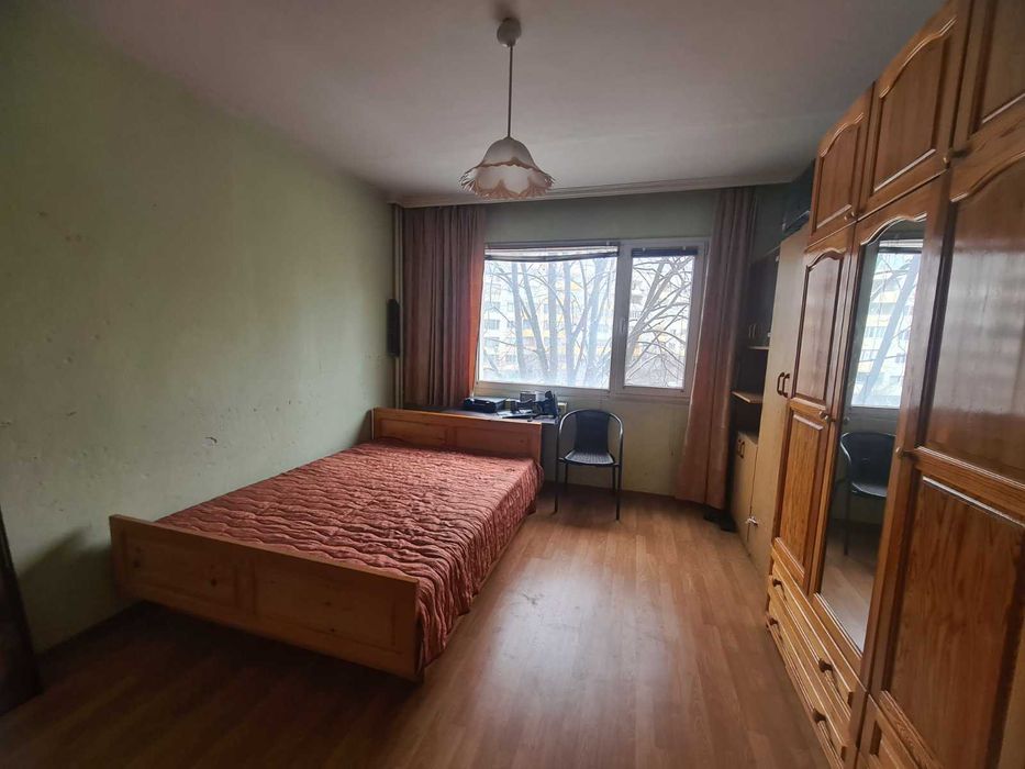 Тристаен апартамент под наем в ж.к. Овча Купел 1