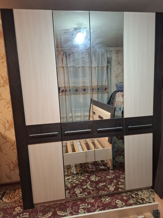 Спальный гарнитур