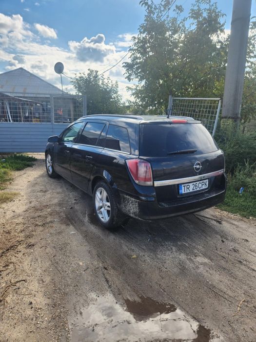 Opel astra 1.9 sport