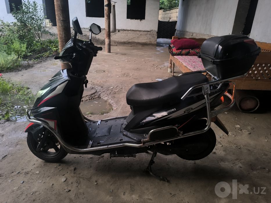 Skuter dugalik wasat motors dan