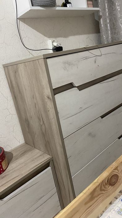 Продам шифоньер