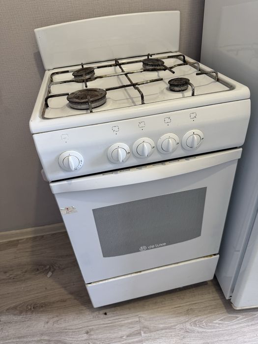 Продам газовую плиту