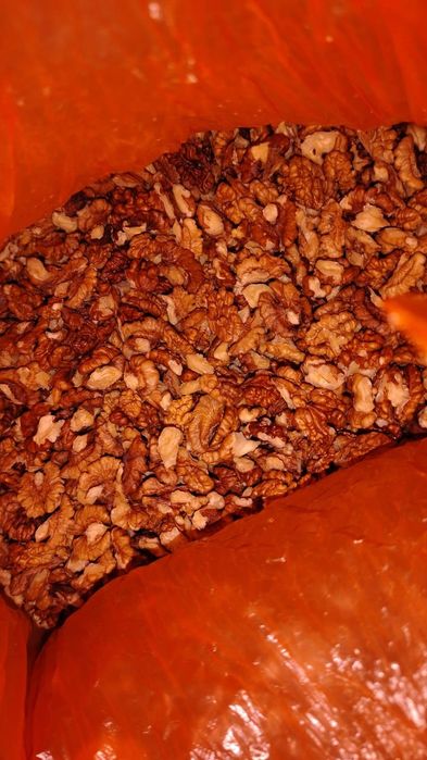 Продам орех греческий чищены