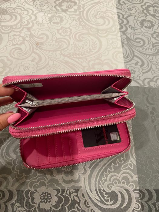 Нови дамски портмонета