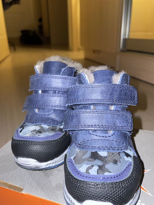Детский обувь новый