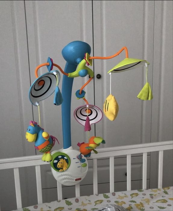 Продам мобиль Tiny love оригинал