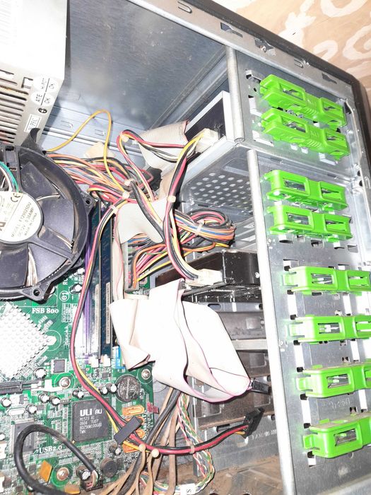 Unitate PC Acer Aspire T650