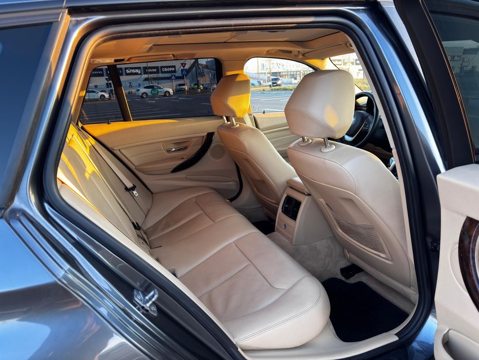 BMW Seria 3 - 330d Touring XDrive (F31) 2014 PANO • HUD • ACC