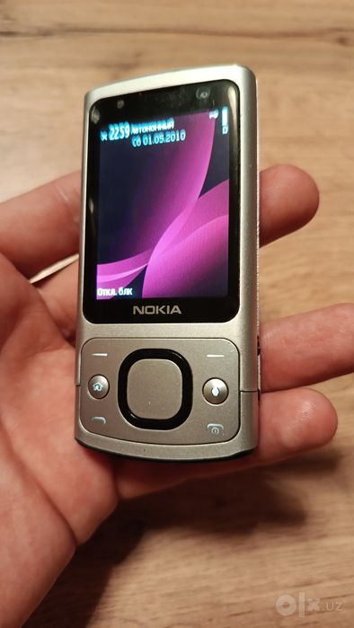 Продам сотовый телефон Nokia 6700slide