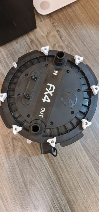 Fluval Fx6 filtru acvariu si acvarii de 180 si 330 litri sump