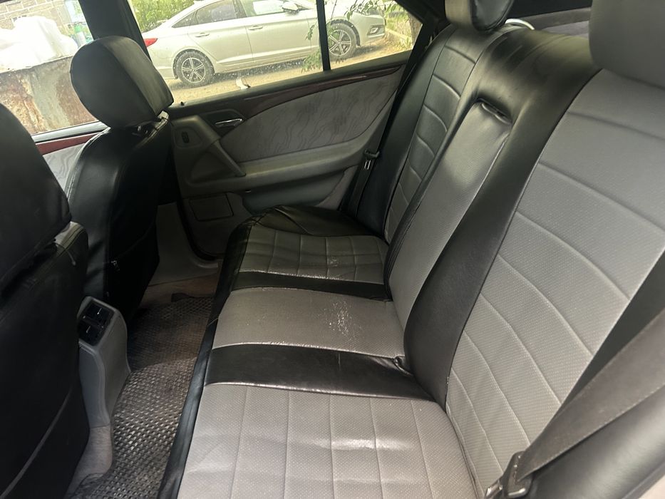 Продам мерседес 210 лупарик