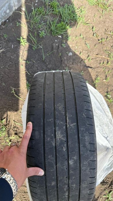 Продам шины р18 размер
