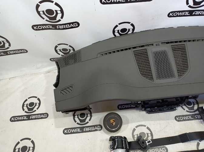 Porsche Macan - plansa bord GRI - centuri de siguranta - kit airbag