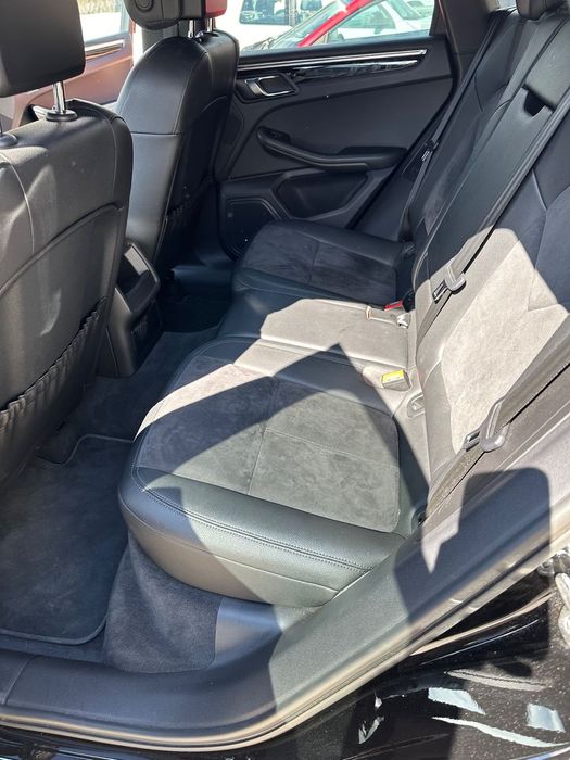 Porsche Macan Porsche Macan Sau 3.0 340 CP TVA Deductibil