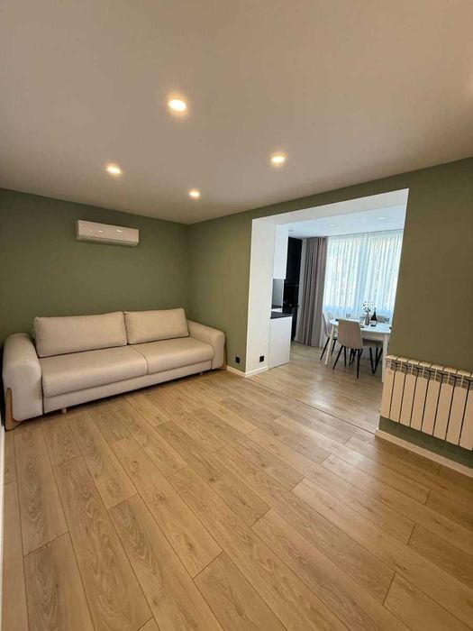 Дава се под наем Двустаен апартамент в София, Дианабад - 55 кв.м за 400 € - Снимка #1