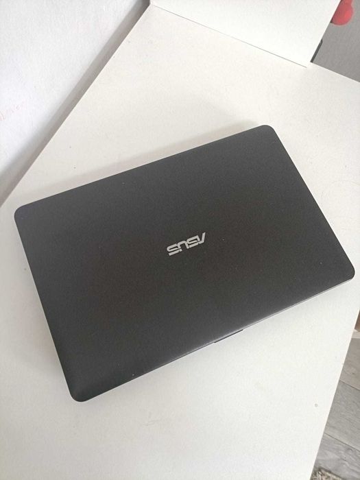 Asus X543/Intel Pentium/nVidea GeForce 810/SSD256Gb