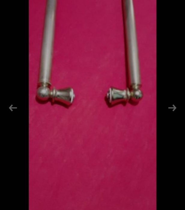 Месингови Дръжки 4 на брой.
Много добро състояние !
Дължина 50см