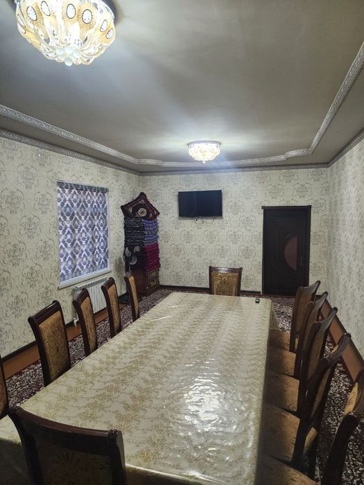 Zo'r narxga Uy sotiladi