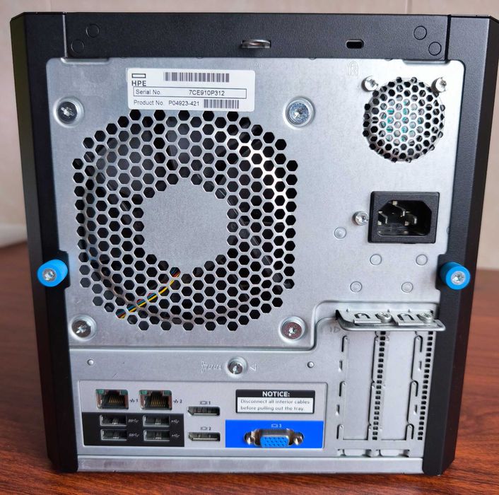 Serverul Hewlett Packard ProLiant Gen10 / 32GB RAM ECC UDIMM / X3421