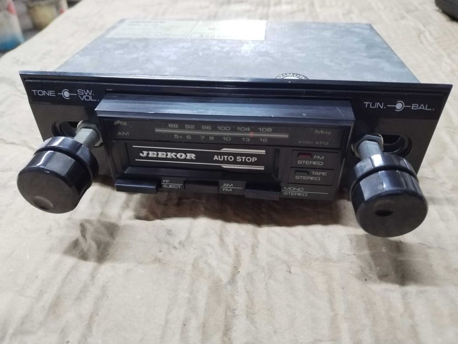 Ретро Авто касетофон Jeekor jc-203
