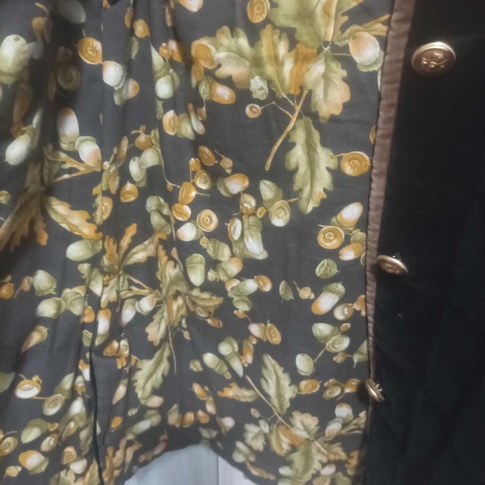 Хубаво  лекичко и топло палтенце