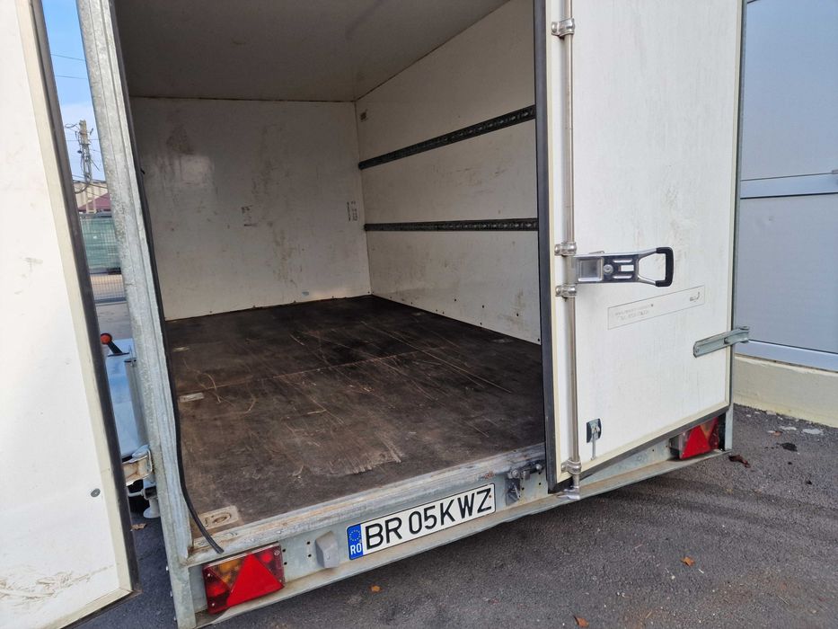 Vand remorca NIEWIADON - noua