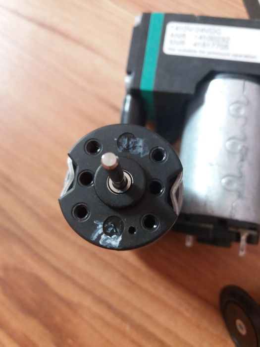 Диафрагмена мини вакуум помпа Thomas