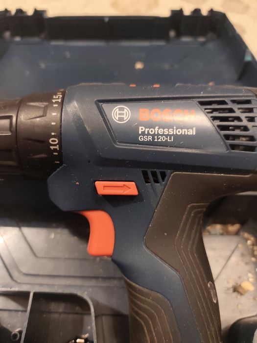 Винтоверт Bosch Professional GSR 120 Li