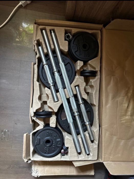 Set gantere + bară 50Kg