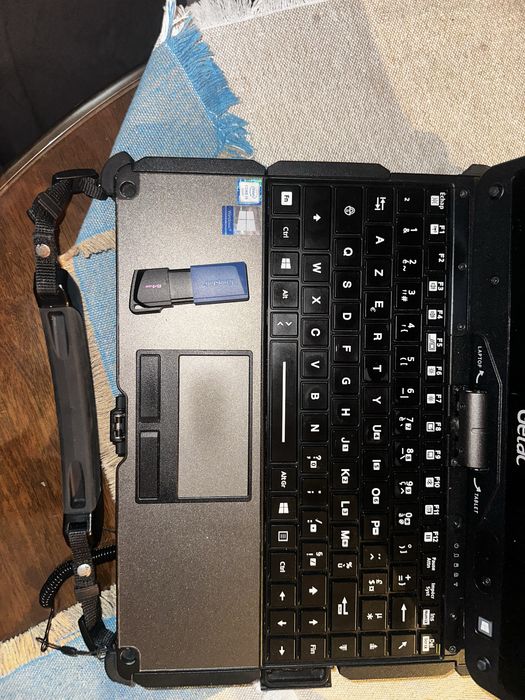 leptop profesional Getac v110 i5