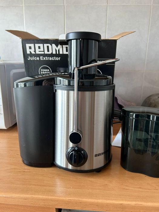 Соковыжималка Redmond