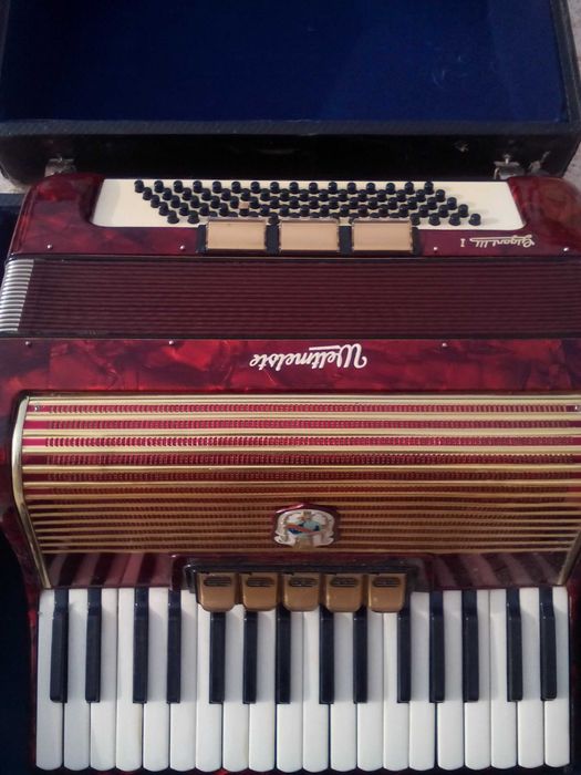 Акордеон 80 баса