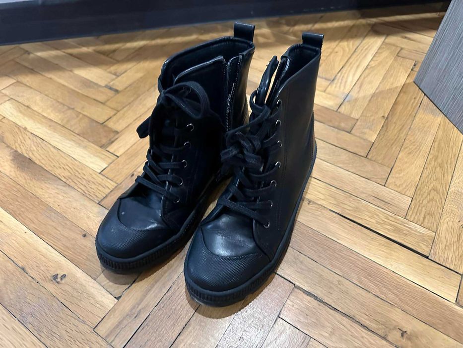 Ботуши за момичета Lasocki