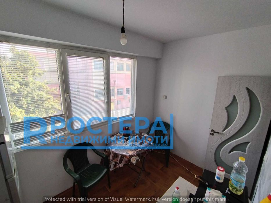 Продава се Двустаен апартамент в Търговище, Запад 2 - 63 кв.м за 1174 €/кв.м - Снимка #8