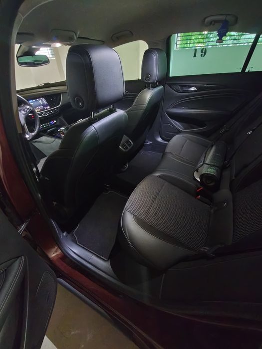 Vand Opel Insignia B 1.5 Turbo 165CP automata - HUD, Matrix LED, Bose audio, volan incalzit