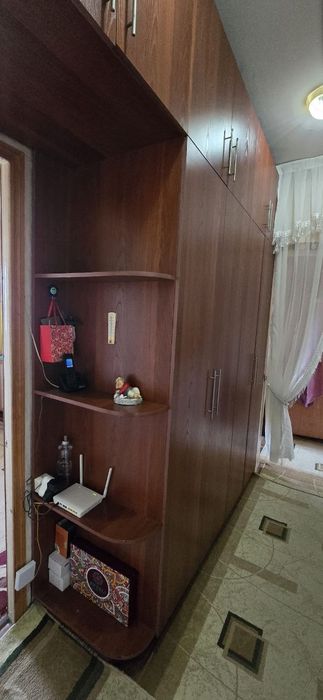 Продаётся шкаф в коридор