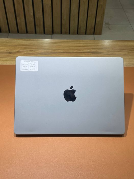 Macbook M1 Pro chip 94% yomkost 14-dyum