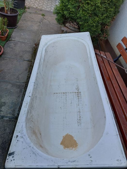 Vând cuvă pentru mortar