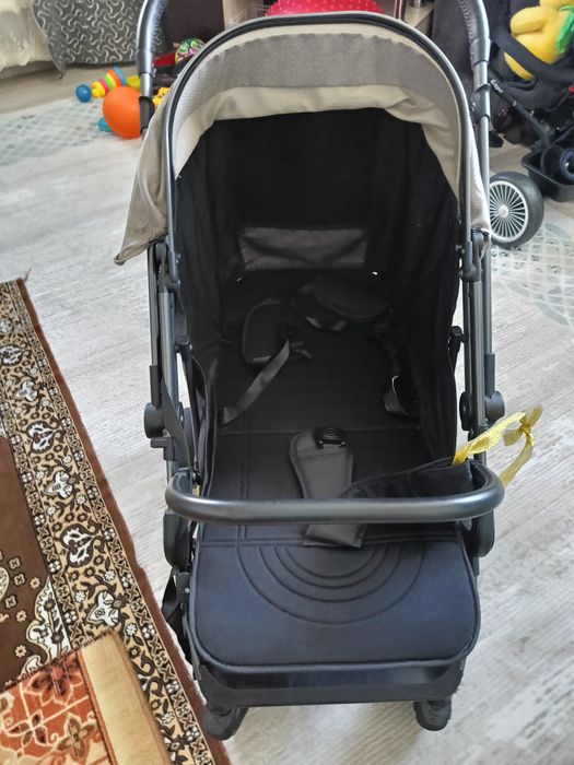 Коляска практичная