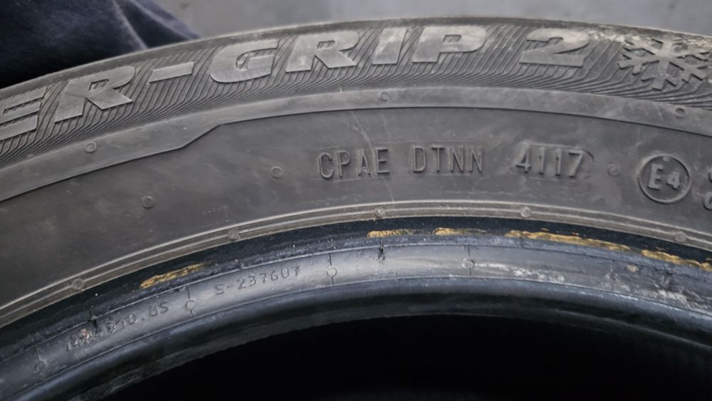 2бр гуми 195 65 15 семперит