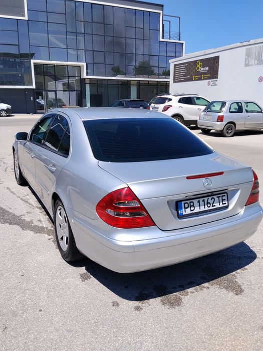Мерцедес Е220 Автоматик 3149 евро