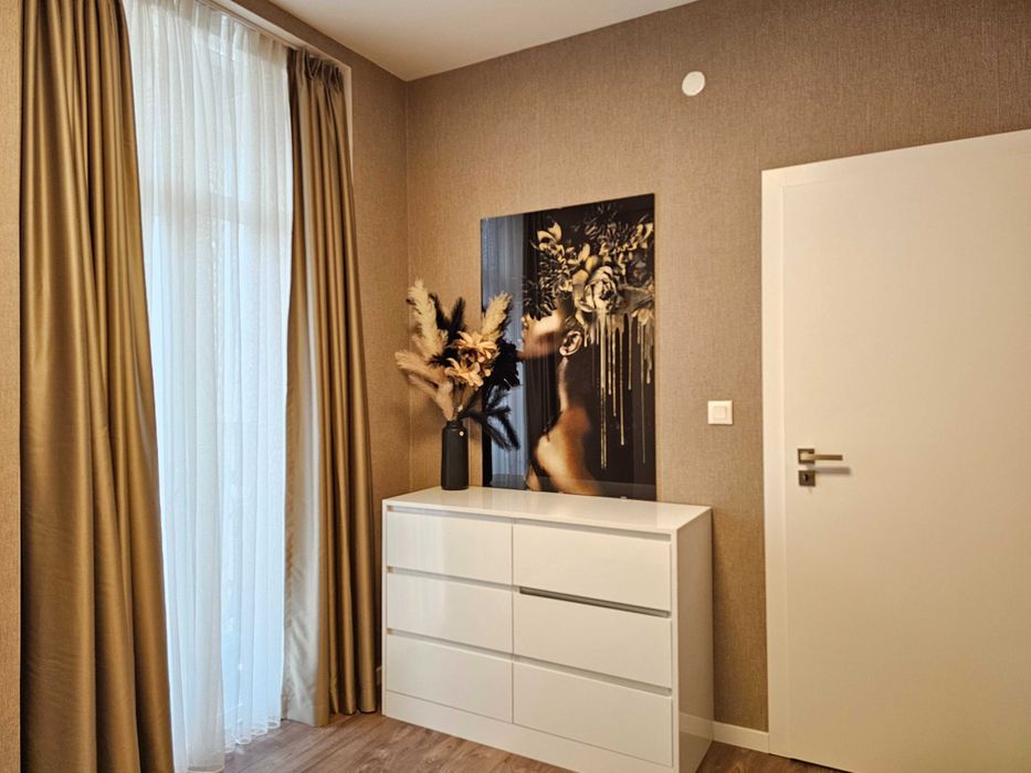 Продава се Тристаен апартамент в София, Център - 105 кв.м за 5505 €/кв.м - Снимка #14
