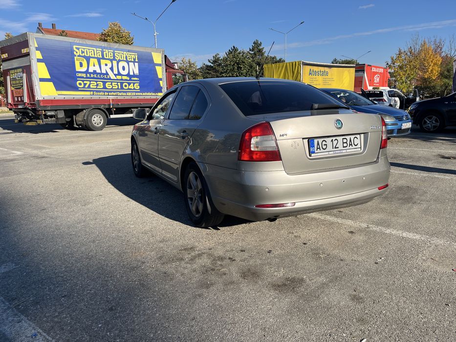 SKODA Octavia 2011 — imagine 5