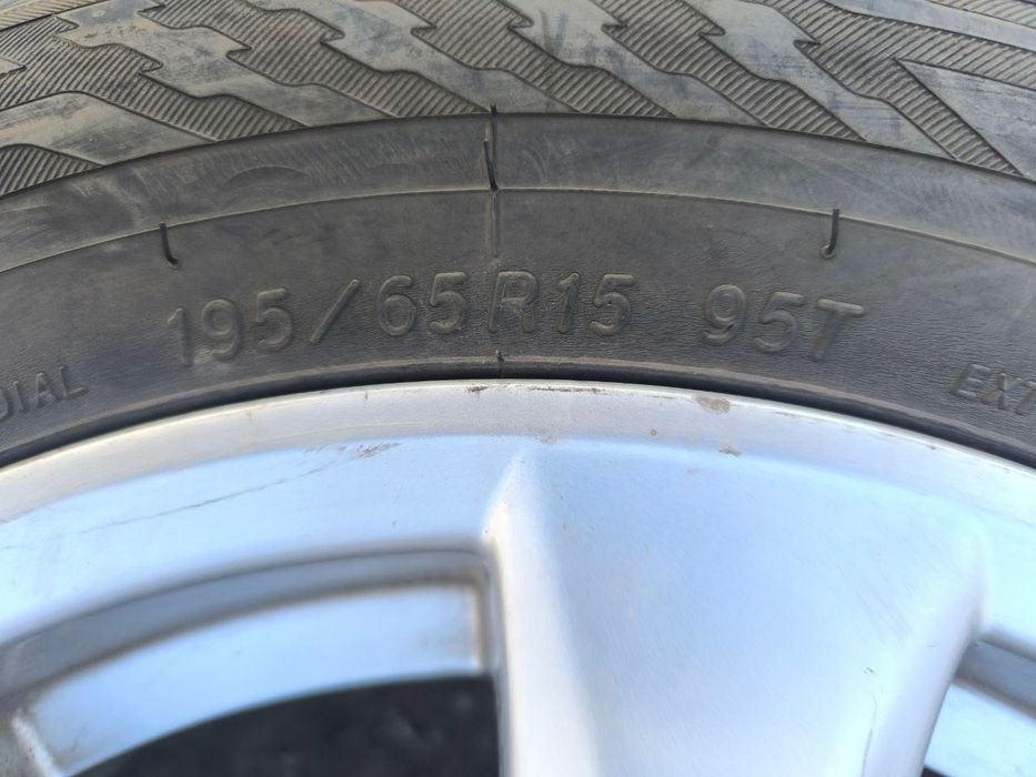 Продам зимние шины