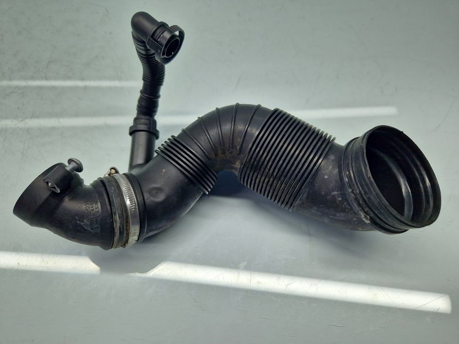 Tub admisie aer Volkswagen Golf 6 (5K1) [Fabr 2009-2013] 3C0129635 2.0