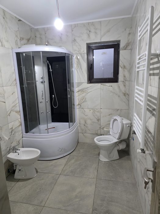 Vand casa noua , situata la 4 km de Tg.Neamt(Topolita)