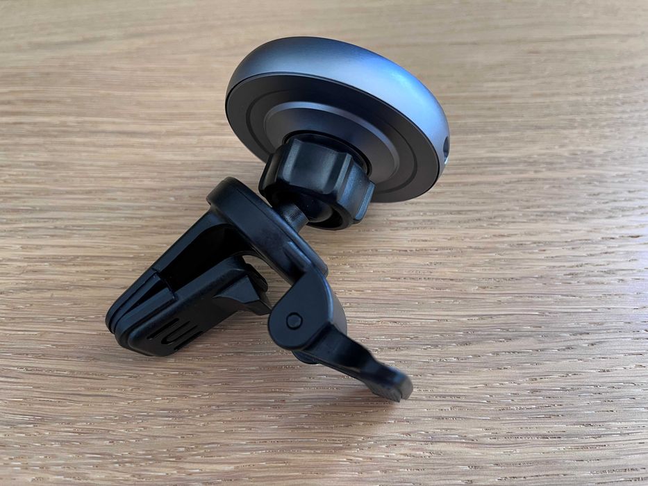 Incarcator auto iSTYLE Magnetic Wireless