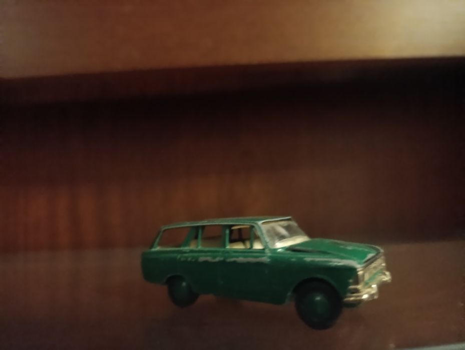 Москвич 427 железная игрушка из СССР