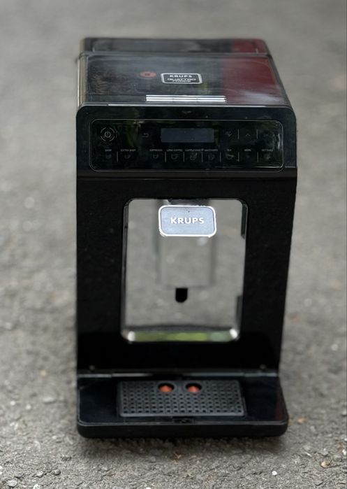 Автоматична кафемашина Krups FDB145000P