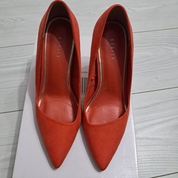 Pantofi stiletto masura 36